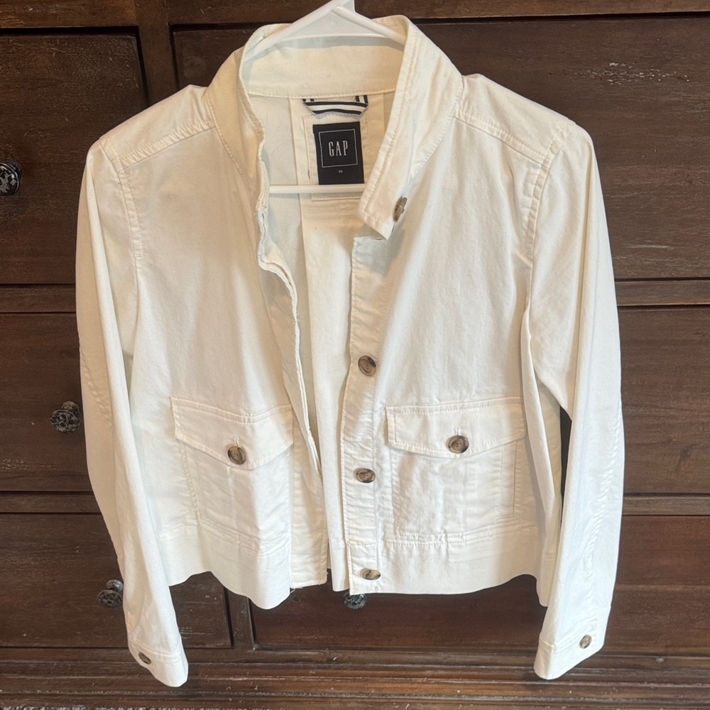 GAP Women's Off-White Jacket